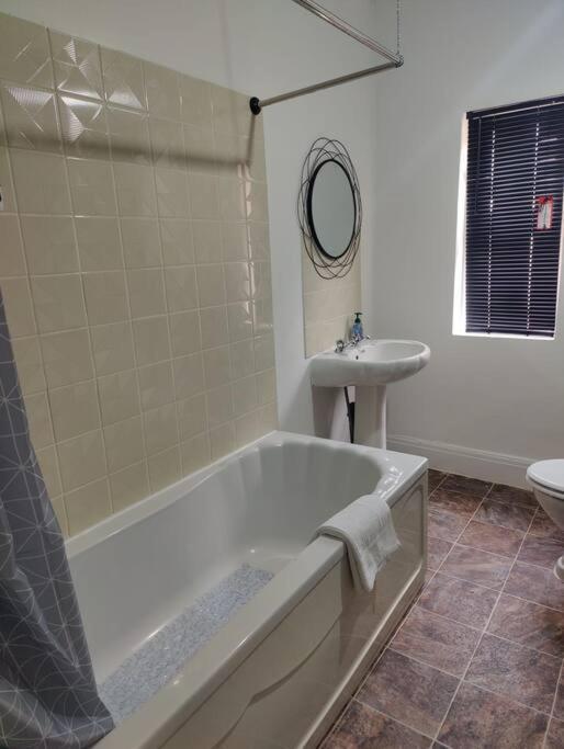 1 Bedroom Flat Шефилд Экстерьер фото